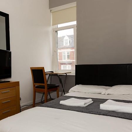 جنوب شيلْدْز Alexander Apartments Rooms 2 المظهر الخارجي الصورة