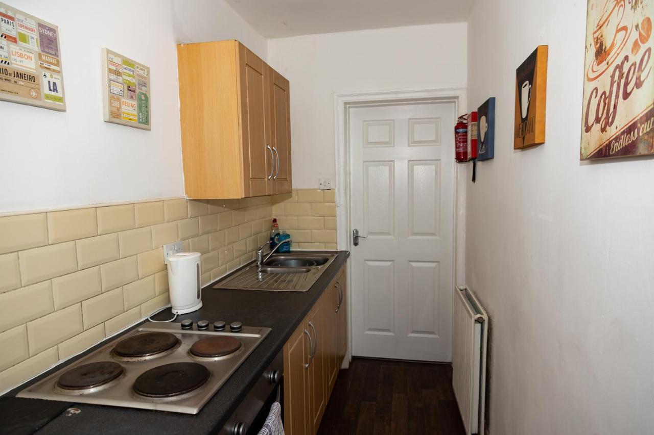 جنوب شيلْدْز Alexander Apartments Rooms 2 المظهر الخارجي الصورة