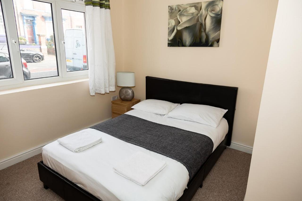 جنوب شيلْدْز Alexander Apartments Rooms 2 المظهر الخارجي الصورة
