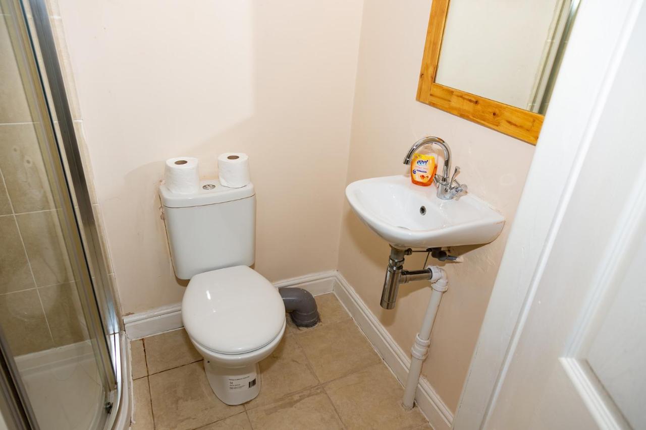 جنوب شيلْدْز Alexander Apartments Rooms 2 المظهر الخارجي الصورة